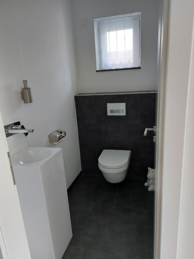 Several Different Rooms, Newly Furnished, In A New House In Vichten 외부 사진
